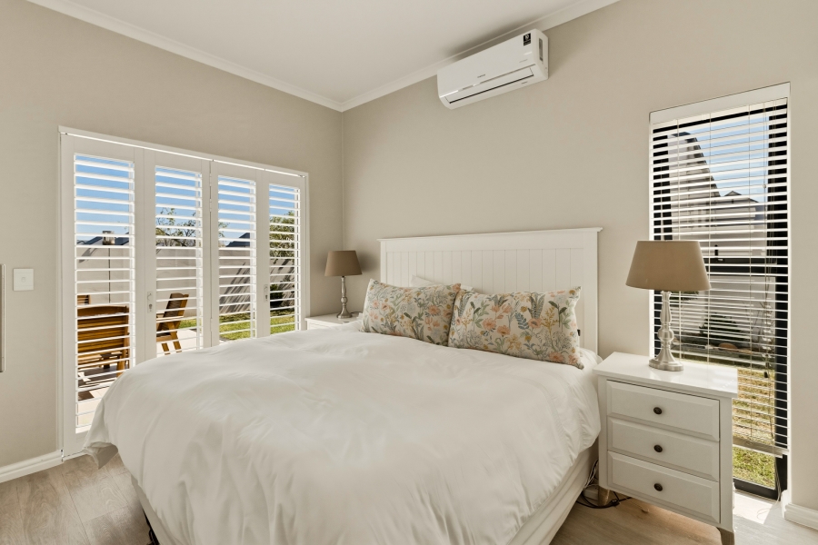 3 Bedroom Property for Sale in Aan de Wijnlanden Western Cape